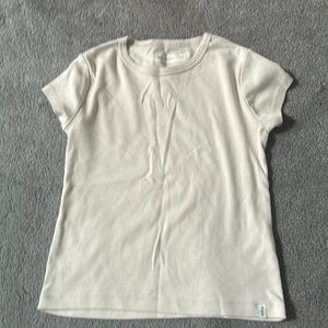 Beige Abercrombie kids t shirt in size girls 11/12